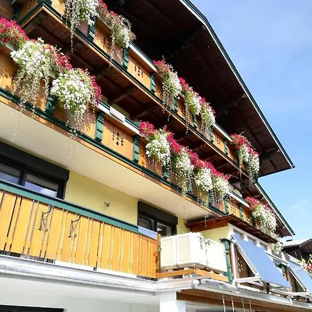 Haus Ortsblick Wagrain