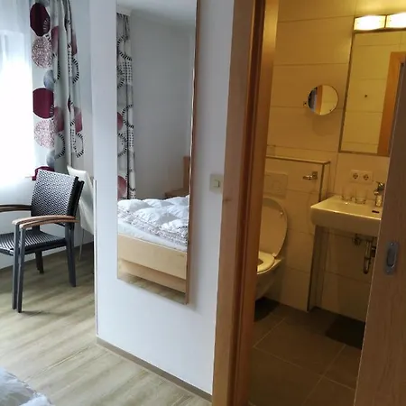 Pensjonat Haus Ortsblick 2*