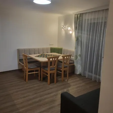 Haus Ortsblick Guest house