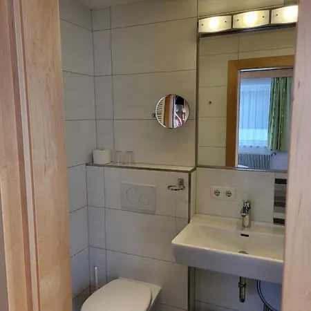 Pensjonat Haus Ortsblick 2*