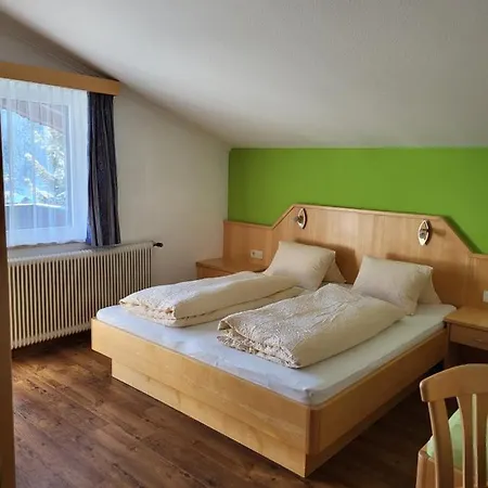 Pensjonat Haus Ortsblick 2*
