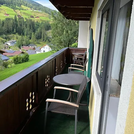 Pensionat Haus Ortsblick Wagrain