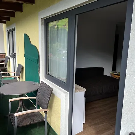 Haus Ortsblick Pensjonat 2*