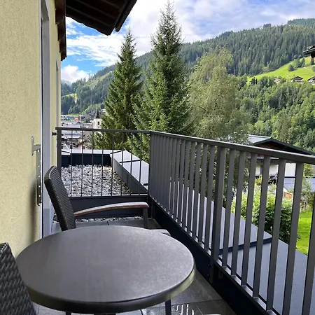 Haus Ortsblick Pensionat 3*