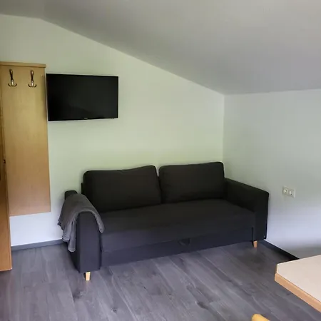 Pensjonat Haus Ortsblick 2*