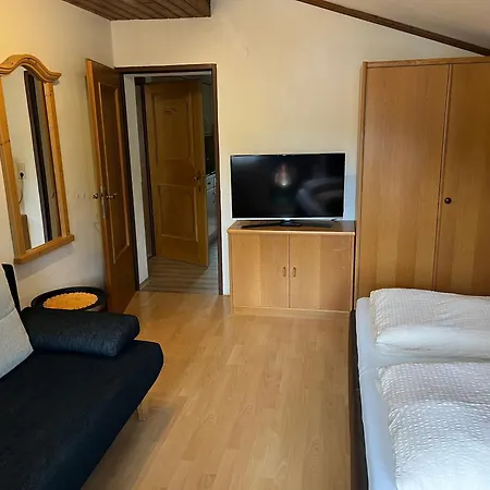 Haus Ortsblick Pensjonat 2*