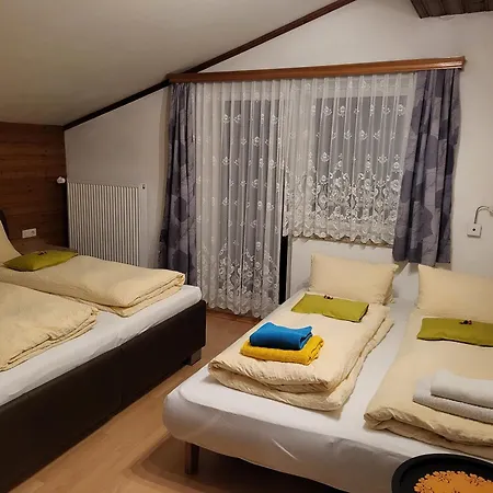 豪斯奥茨布里克酒店 瓦格赖恩