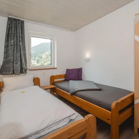 豪斯奥茨布里克酒店 3*