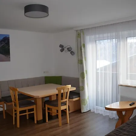 豪斯奥茨布里克酒店 招待所 3*