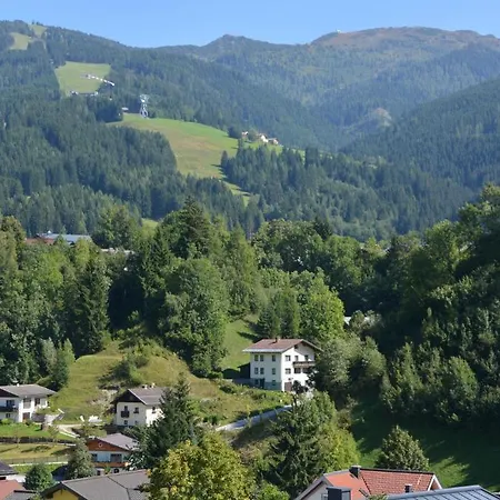 Haus Ortsblick 2* Wagrain