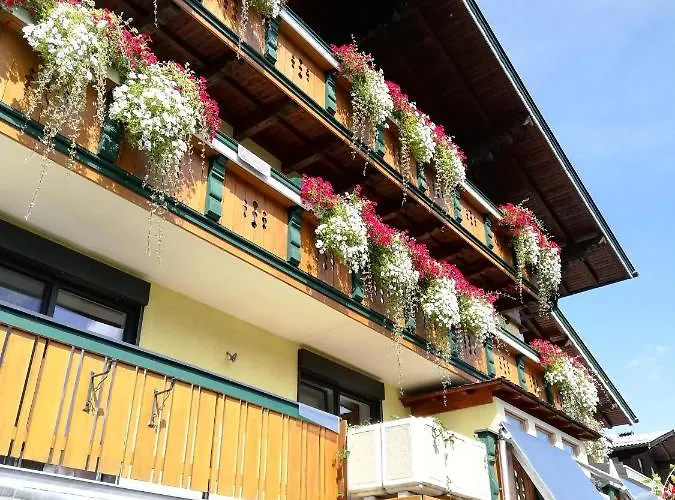 Haus Ortsblick Wagrain