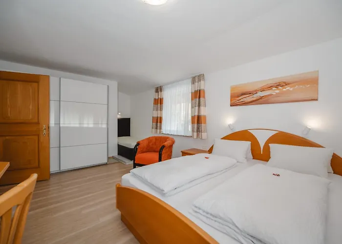 Haus Ortsblick 3*